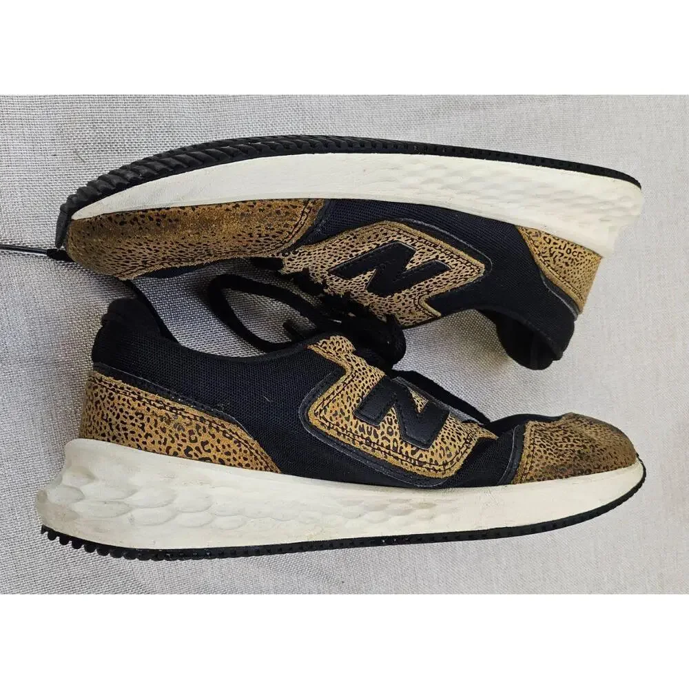 New Balance x70 Cheetah‎ Print Sneakers WSX70THD Retro Athletic Womens 8B